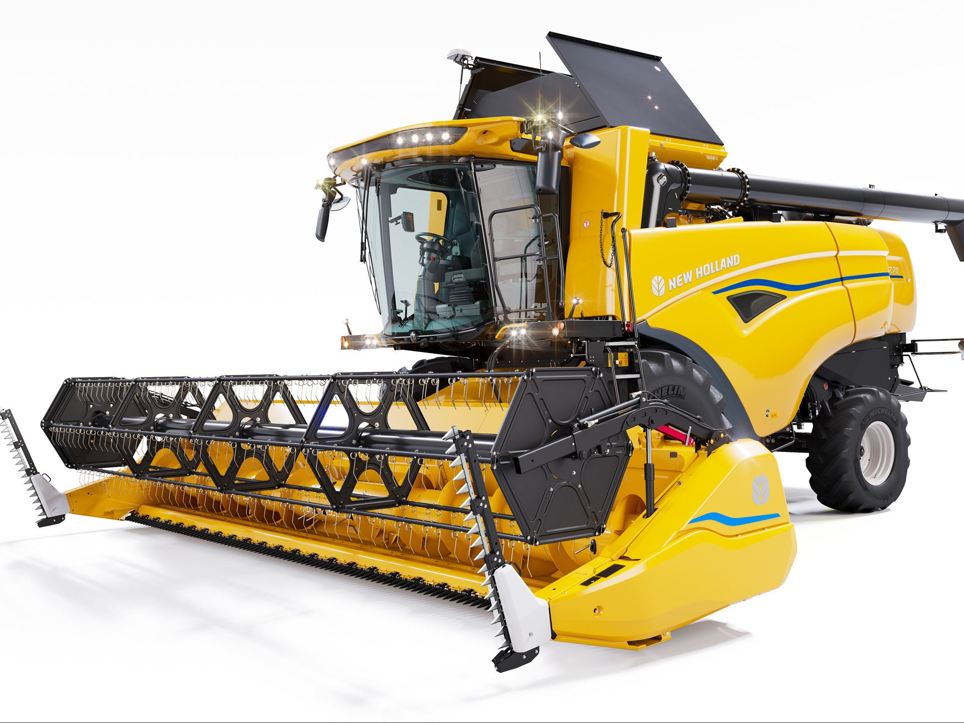 Комбайните New Holland CX и TC със сламотръси, както и съвместимите с тях хедери, са обновени за 2026 г.