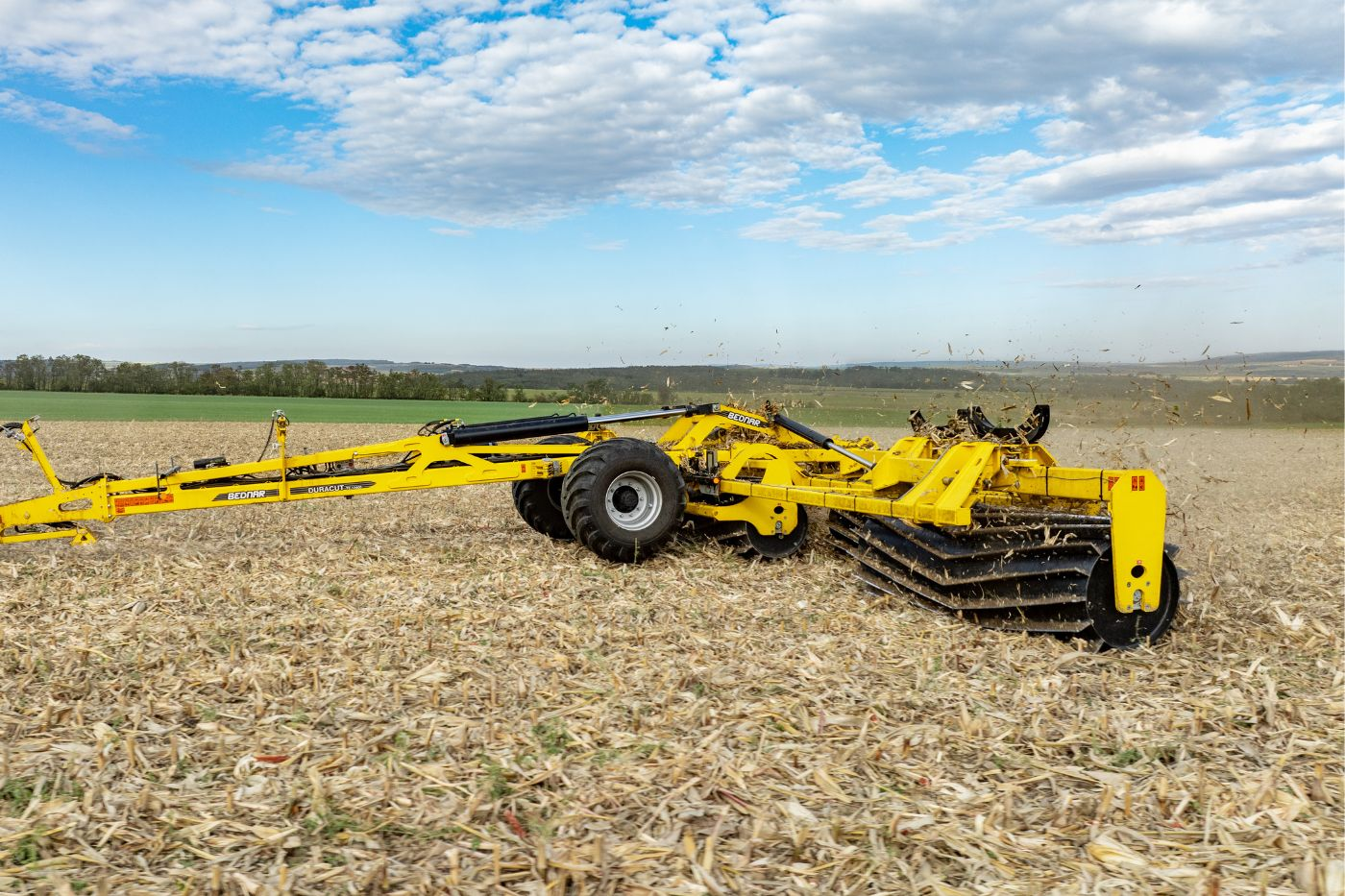 Интерагри България спечели две отличия „Принос в механизацията – 2025“ за New Holland CR10 и BEDNAR Duradisc.