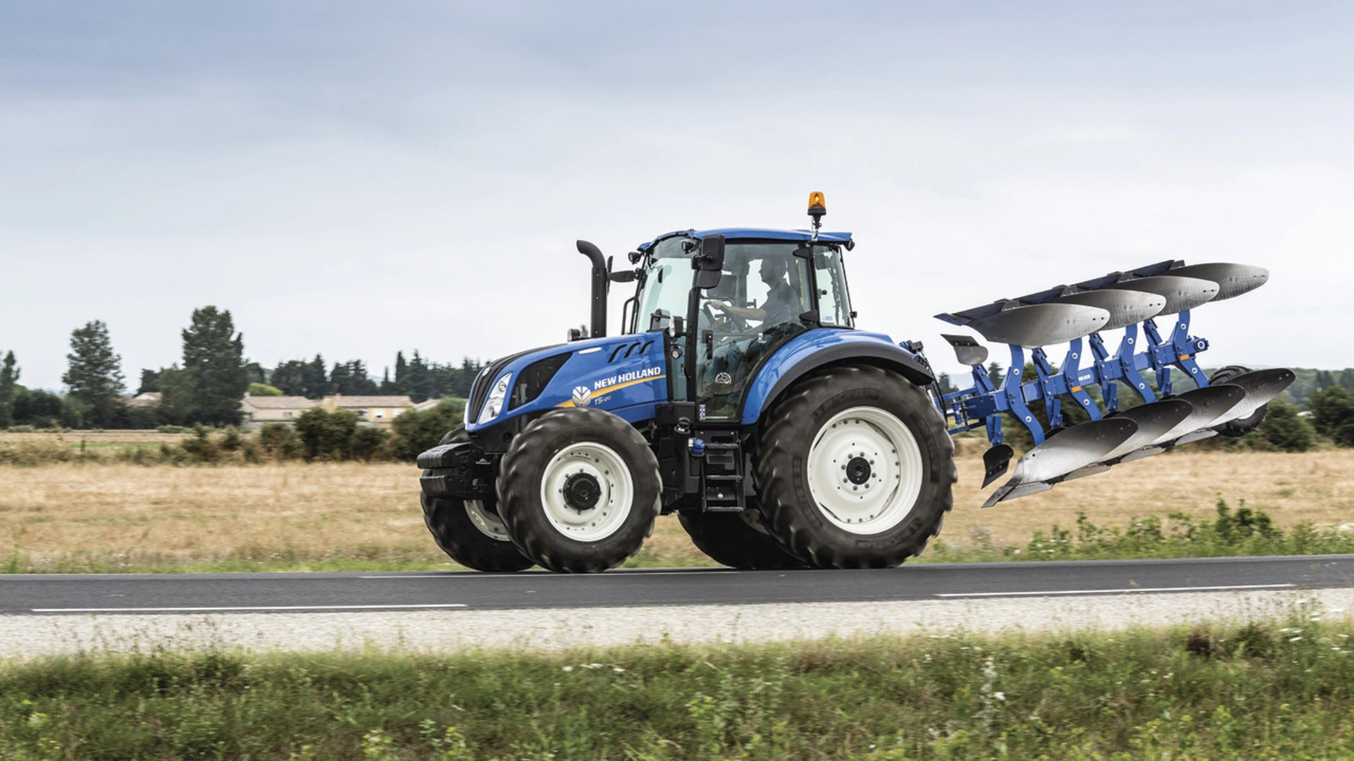 Навесни обръщателни плугове New Holland Интерагри България